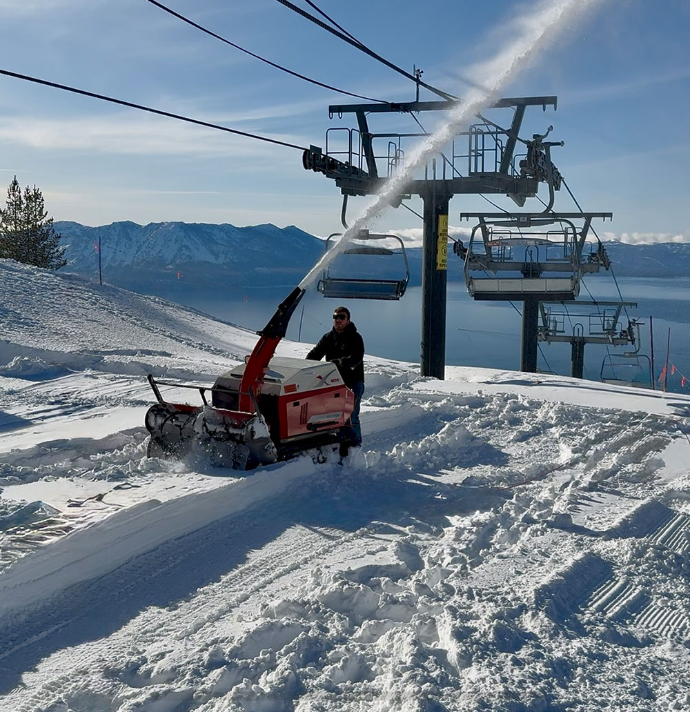 WADO snow blower
